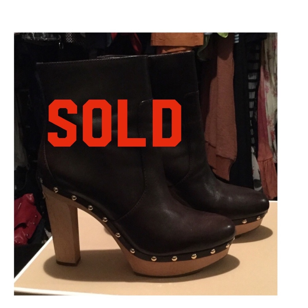 🛑SOLD🛑Michael Kors Dark Chocolate Bootie